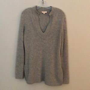 Tori Burch Cashmere sweater in grey
